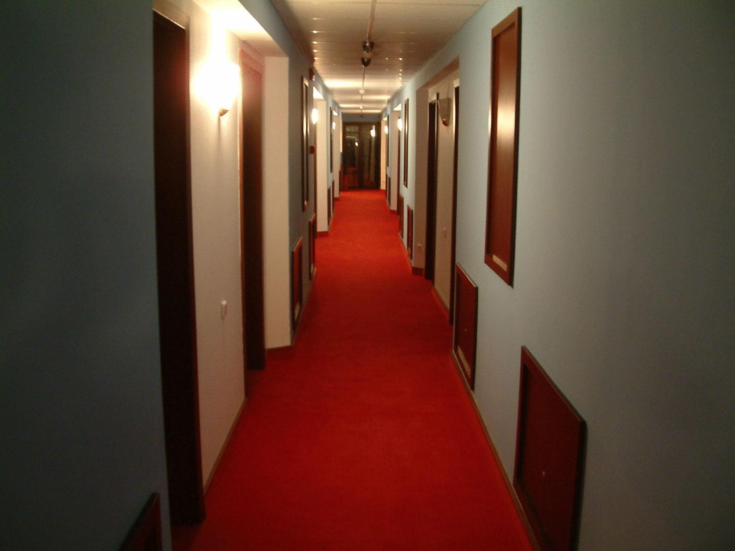 Hotel Sud Giurgiu Екстер'єр фото