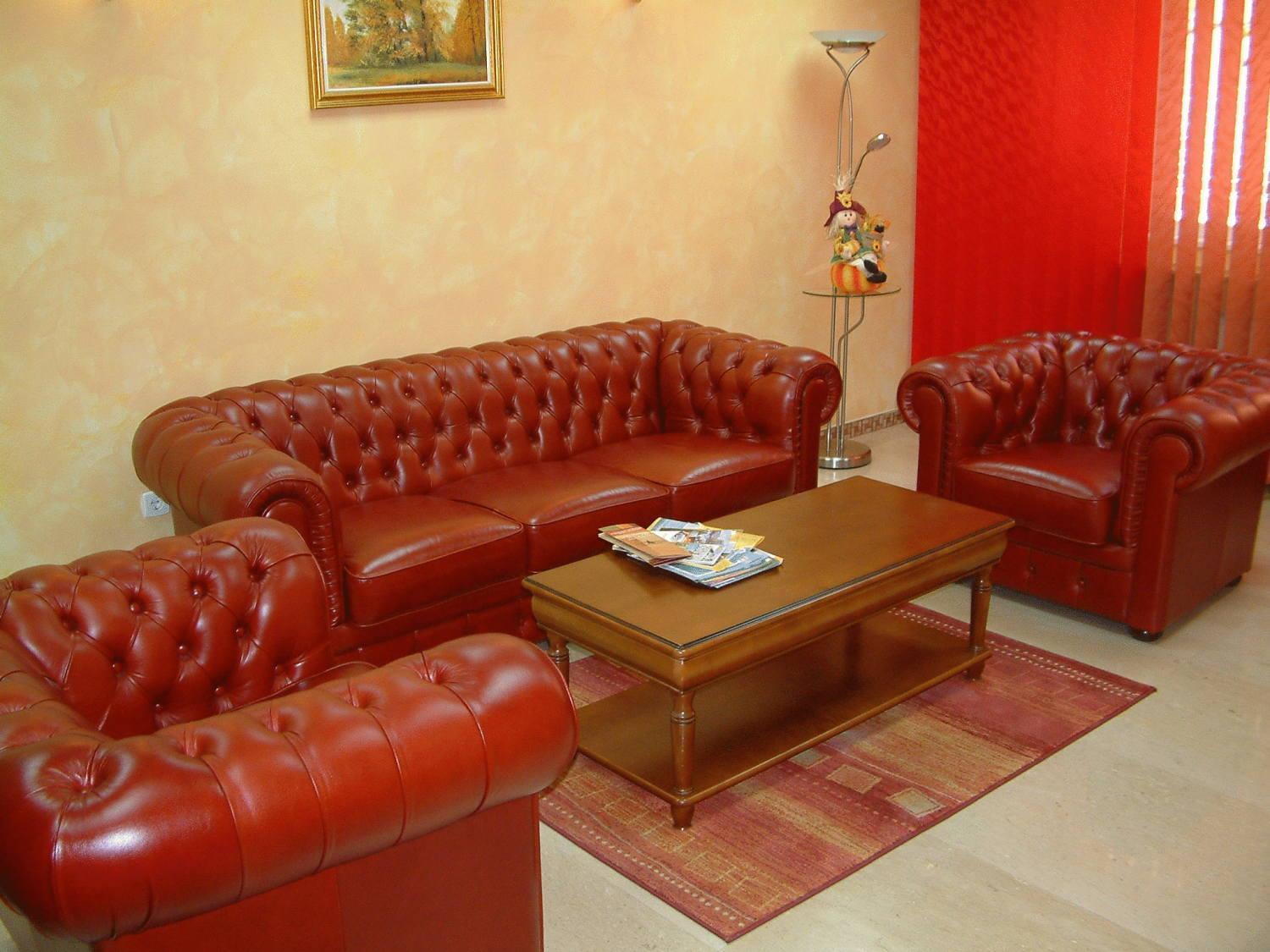 Hotel Sud Giurgiu Екстер'єр фото