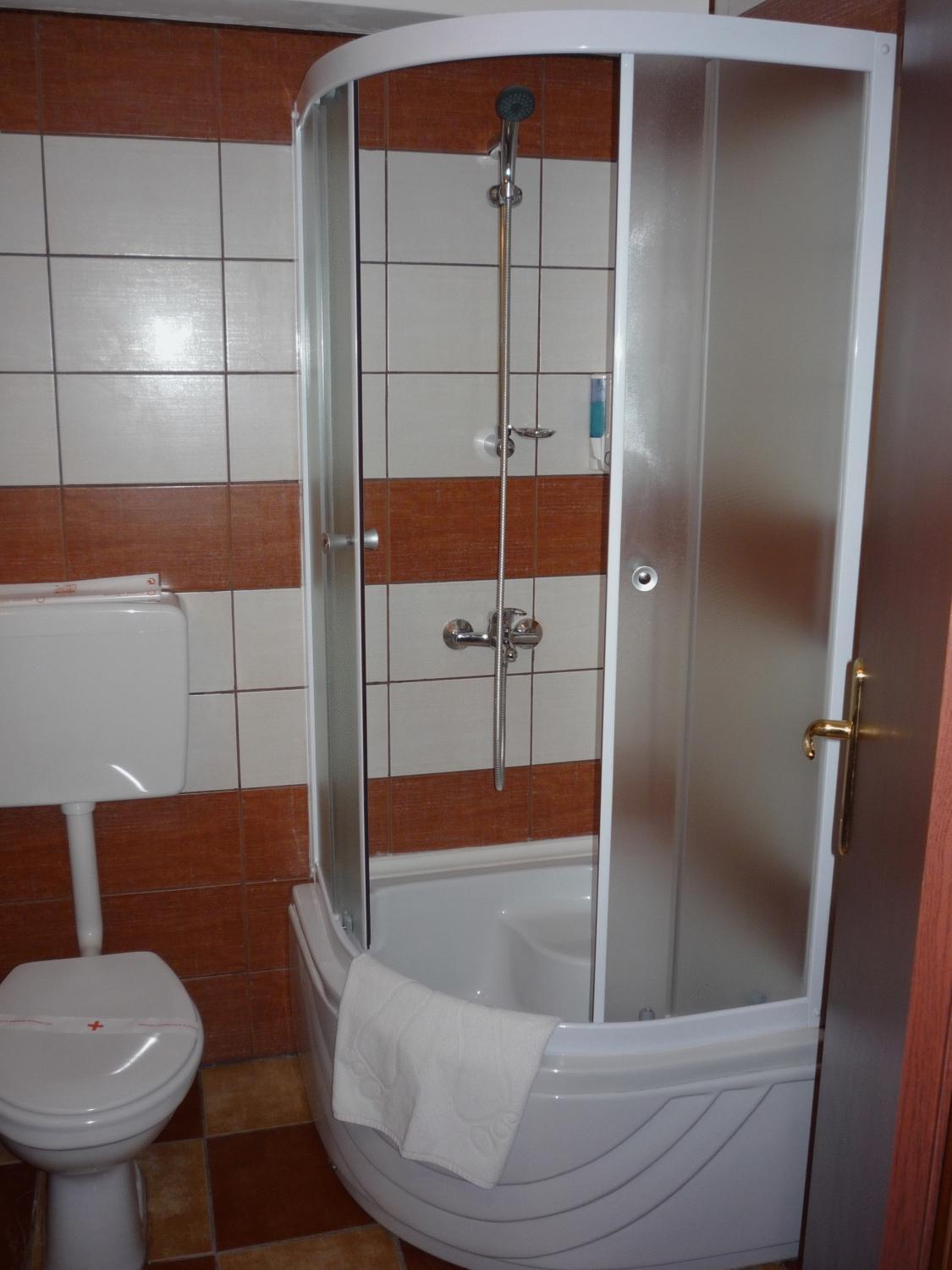 Hotel Sud Giurgiu Екстер'єр фото