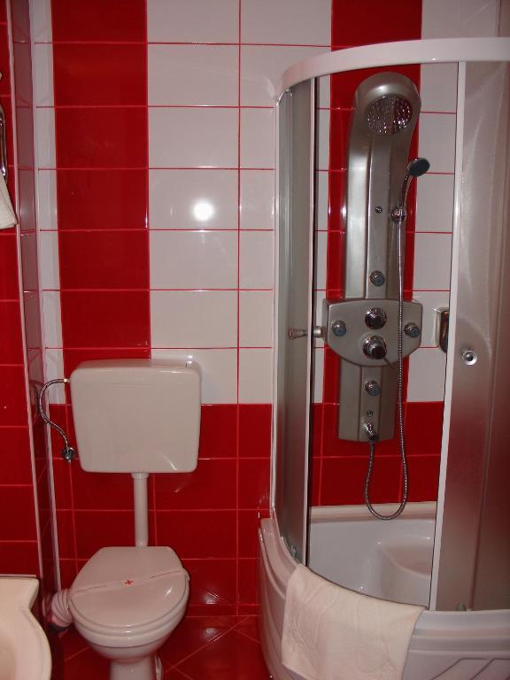 Hotel Sud Giurgiu Екстер'єр фото