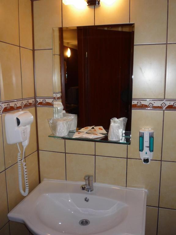 Hotel Sud Giurgiu Екстер'єр фото